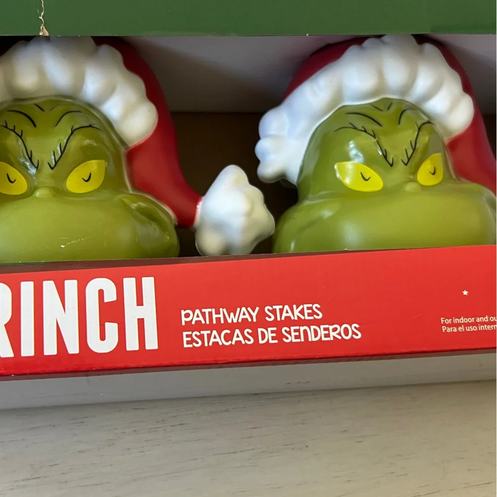 Christmas Green Grinch Battery-Operated Pathway Stakes (4 Count) New in Box